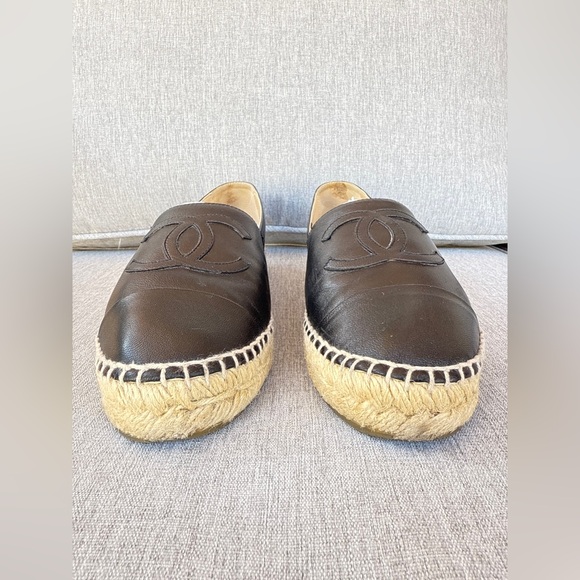 Chanel leather espadrilles 💯Authentic. - Picture 13 of 14